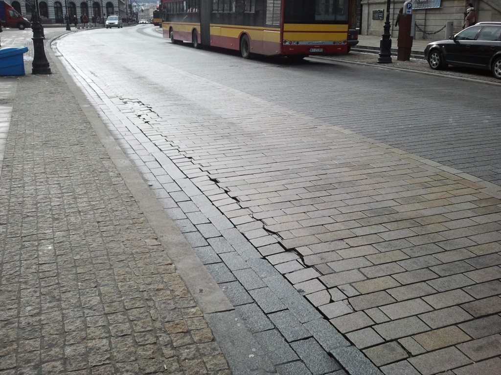 Uniwersytet Warszawski przystanek autobusowy